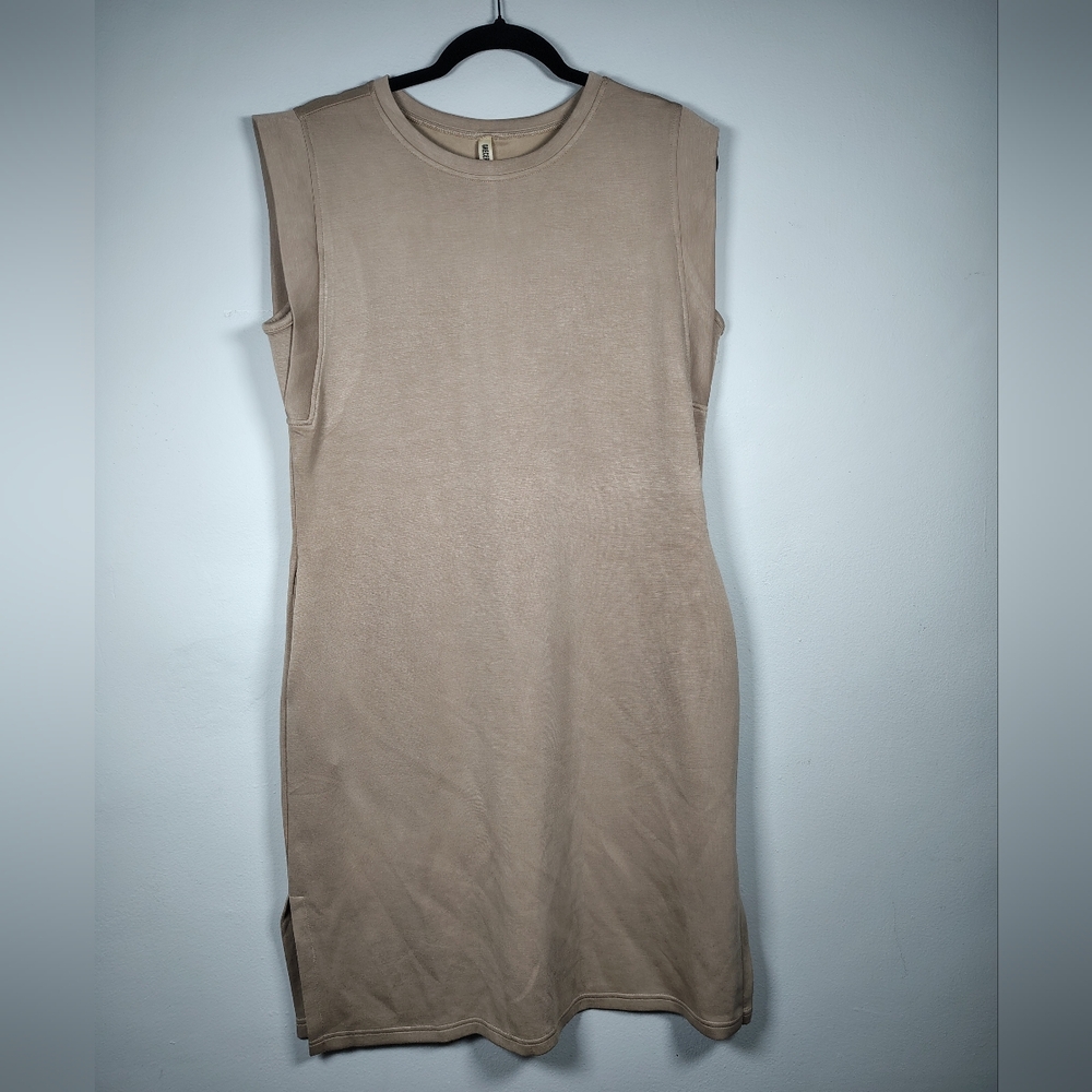 NWT - Grecerelle Sleeveless Beige Khaki Midi Sheath Dress Size Large